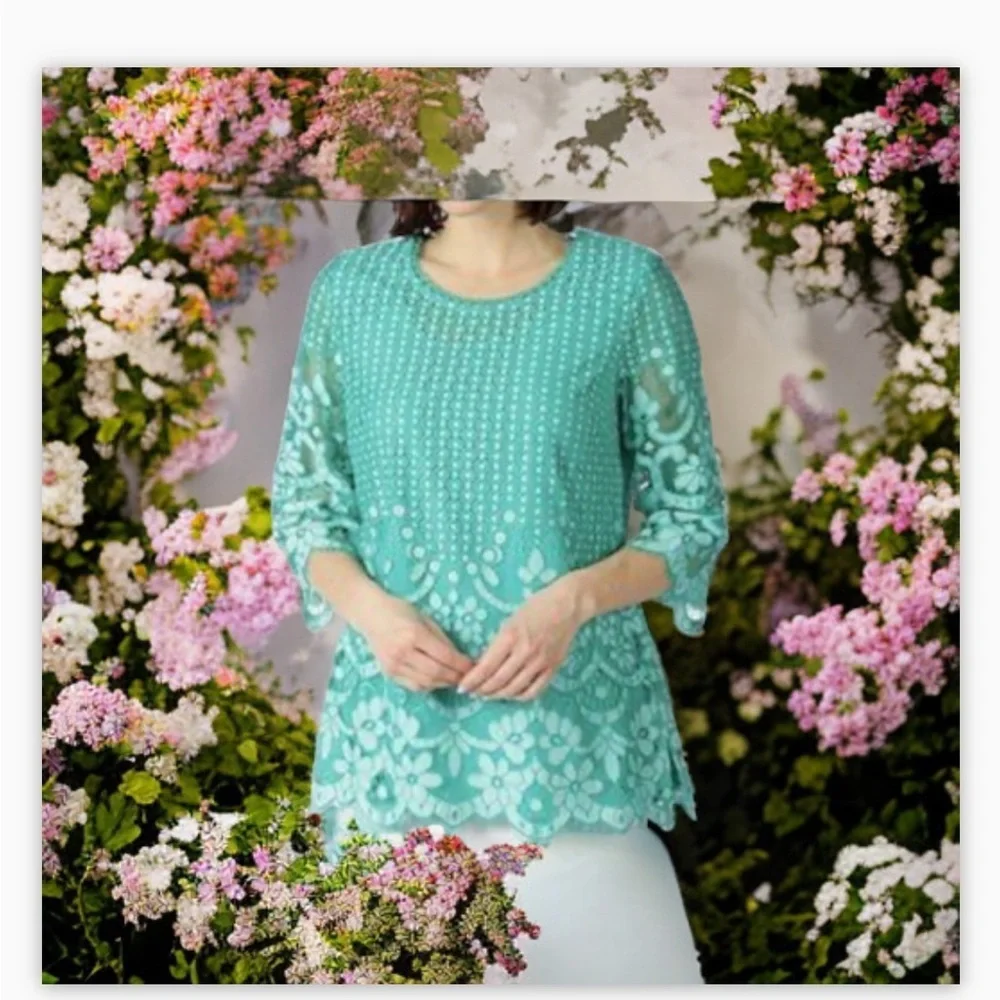 Isaac Mizrahi Live! Green Crochet Lace Overlay Tunic Top Sz Lg beautifu… - Picture 1 of 11